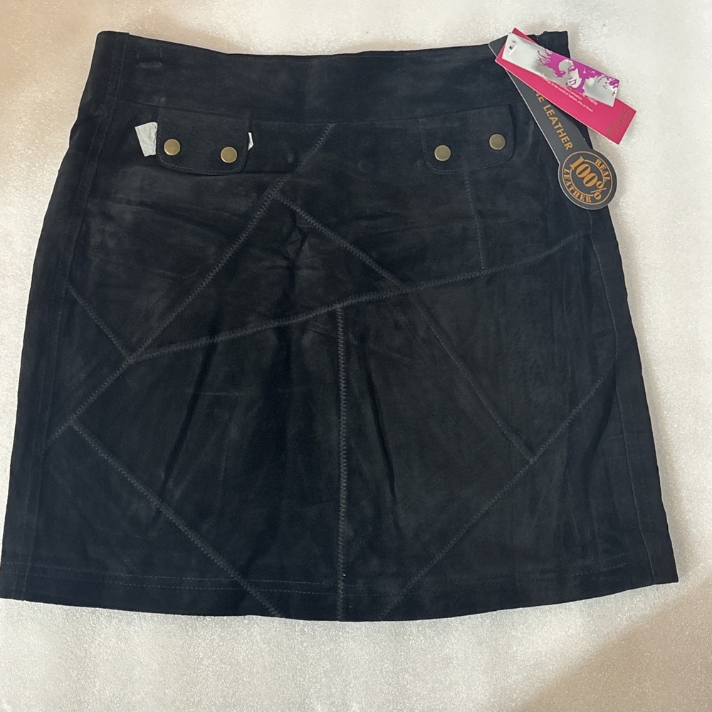 100% genuine leather Skirt vintage Y2K 90s black button front sz 3/4 whimsygoth